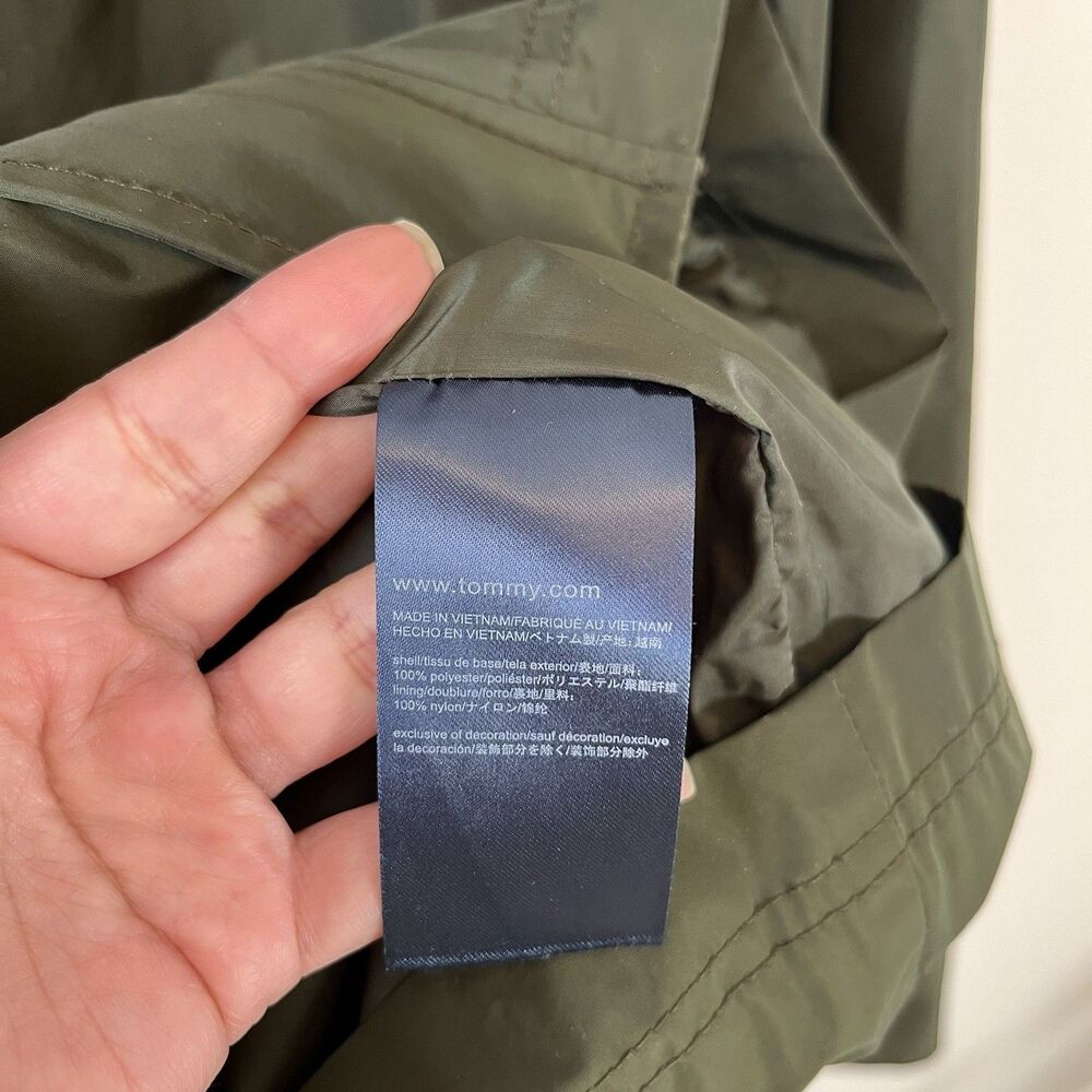 Tommy Hilfiger Men's Nylon Deerfield Zip Up Jacket Green Built in Hood Sz Large - Picture 11 of 14
